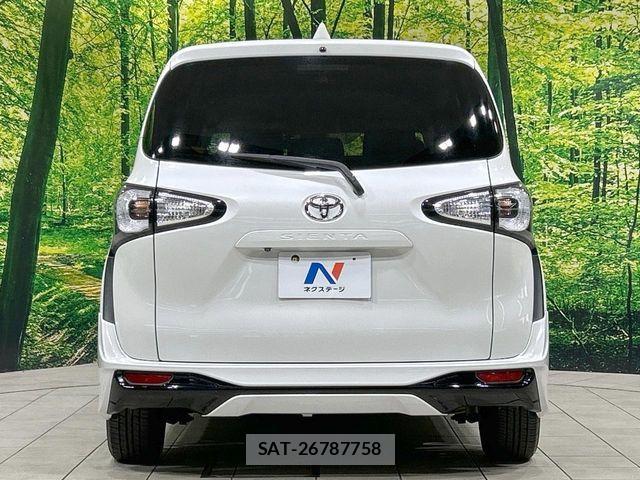 Toyota SIENTA 2015-09 8438890-15