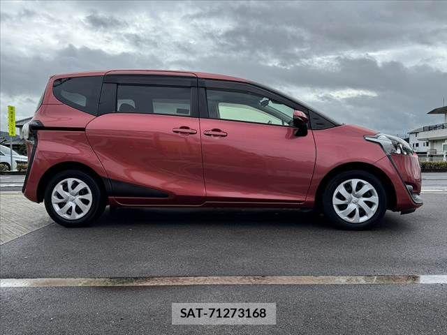 Toyota SIENTA 2016-10 8438891-10