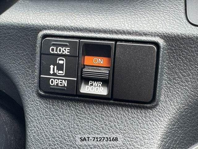 Toyota SIENTA 2016-10 8438891-5