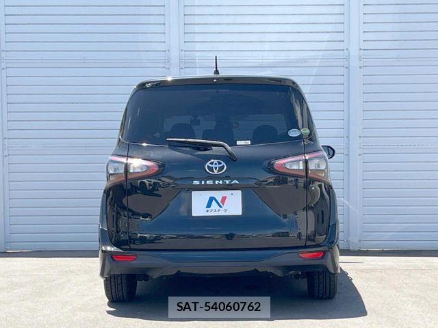 Toyota SIENTA 2018-03 8438888-15