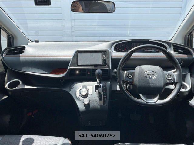 Toyota SIENTA 2018-03 8438888-1