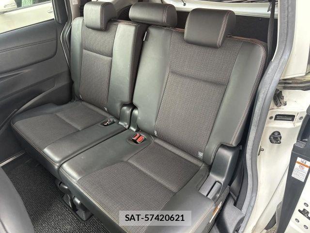 Toyota SIENTA 2018-05 8438884-12