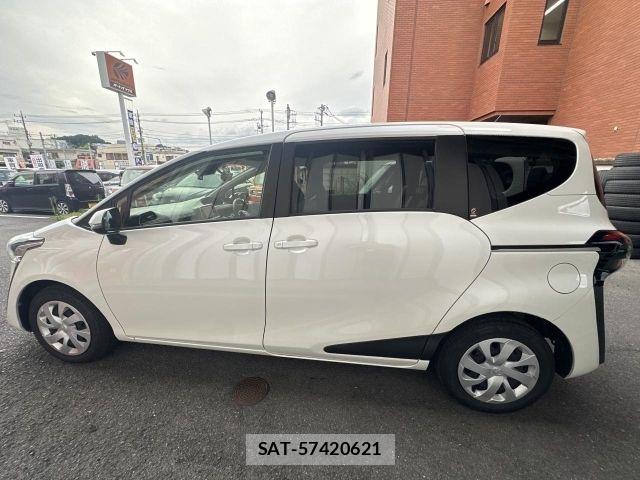 Toyota SIENTA 2018-05 8438884-15