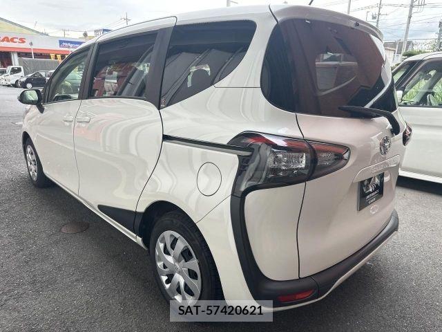 Toyota SIENTA 2018-05 8438884-17