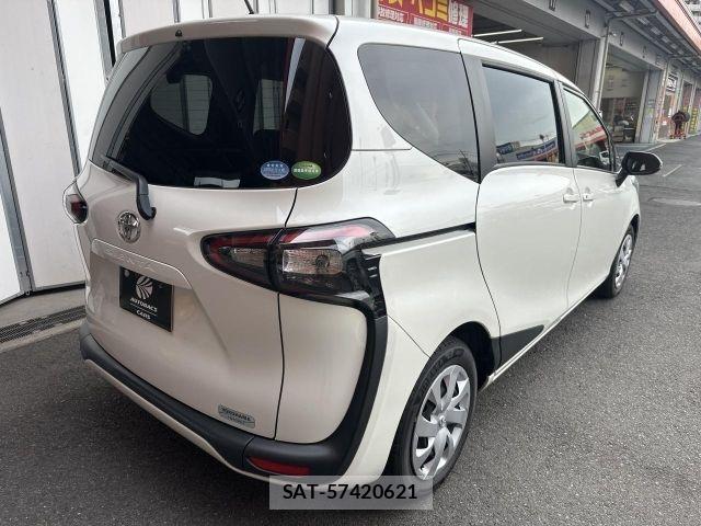 Toyota SIENTA 2018-05 8438884-18