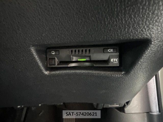 Toyota SIENTA 2018-05 8438884-24