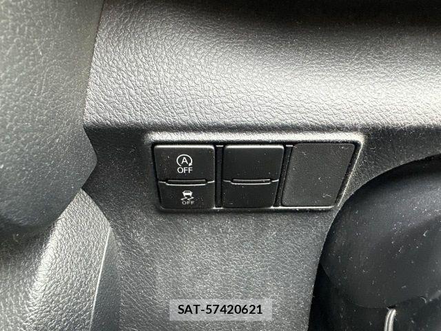 Toyota SIENTA 2018-05 8438884-27
