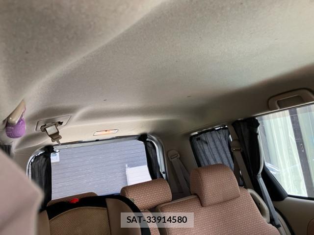 Toyota SIENTA 2014-08 8458419-10