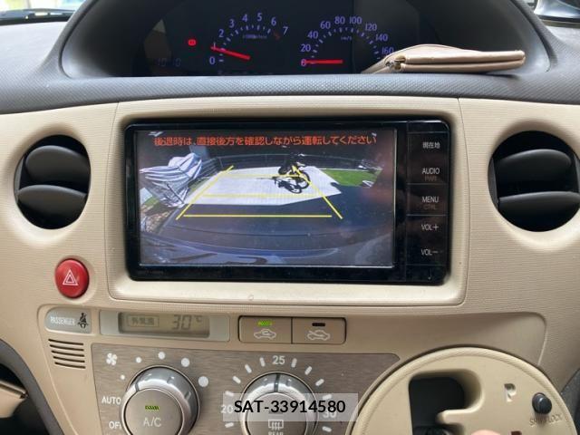 Toyota SIENTA 2014-08 8458419-13