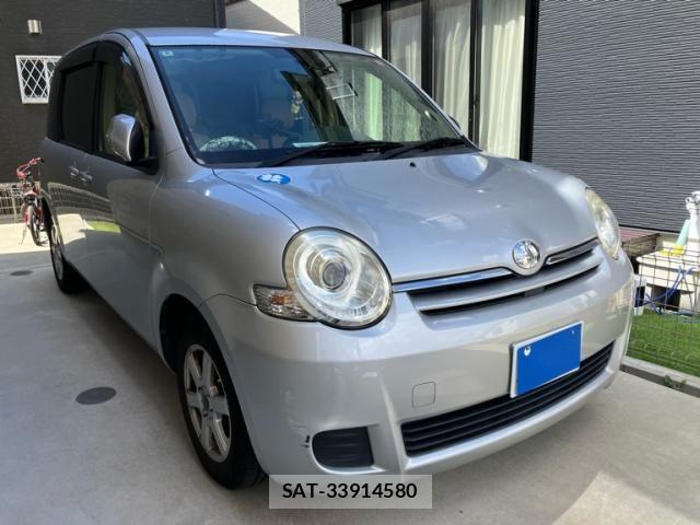 Toyota SIENTA 2014-08 8458419-3