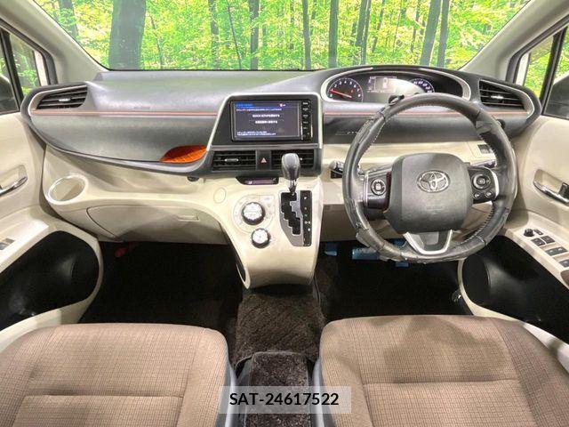 Toyota SIENTA 2016-01 8458417-1