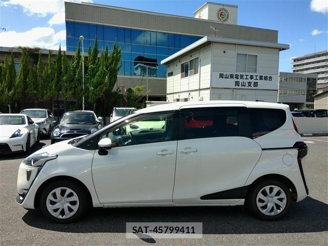 Toyota SIENTA 2018-02 8458408-10