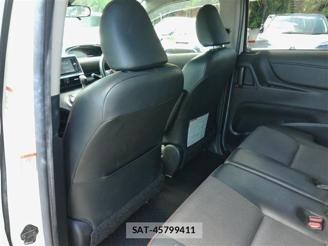 Toyota SIENTA 2018-02 8458408-15