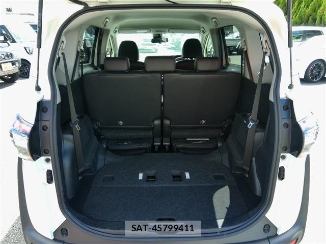 Toyota SIENTA 2018-02 8458408-16