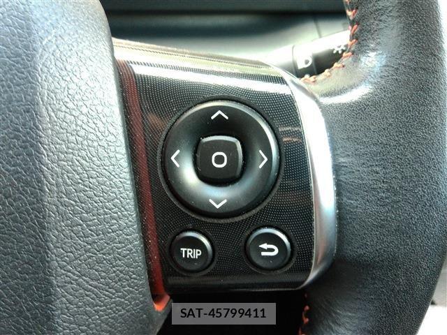 Toyota SIENTA 2018-02 8458408-23