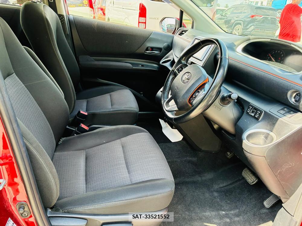 Toyota SIENTA 2019-09 8351498-11