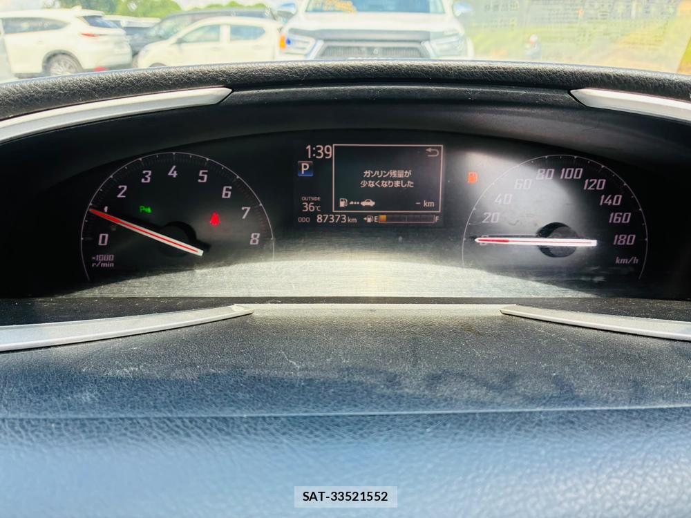 Toyota SIENTA 2019-09 8351498-15