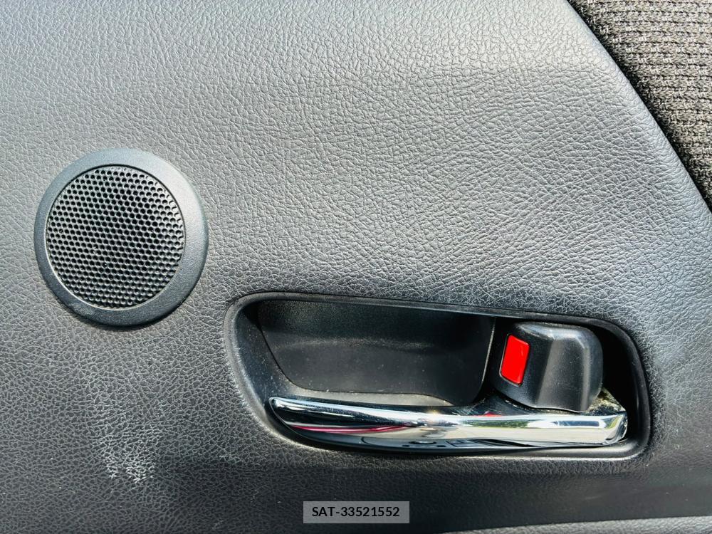 Toyota SIENTA 2019-09 8351498-20