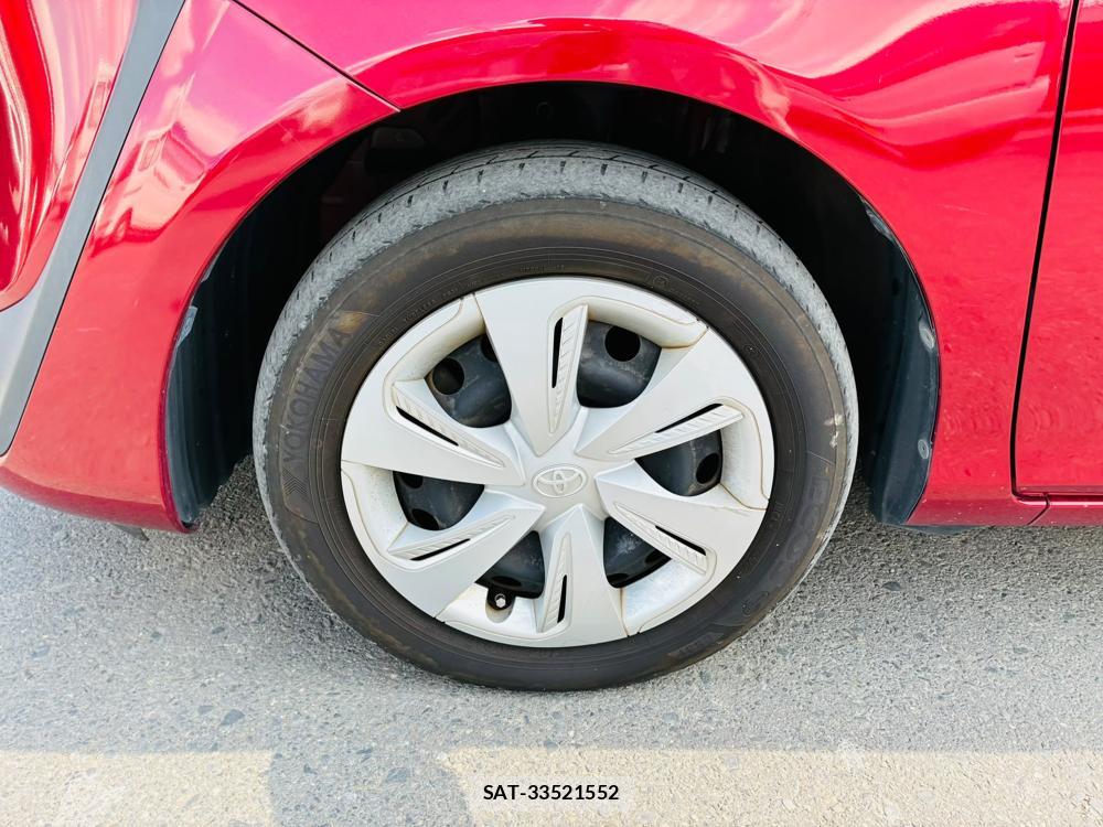 Toyota SIENTA 2019-09 8351498-31