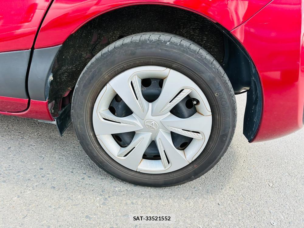 Toyota SIENTA 2019-09 8351498-32