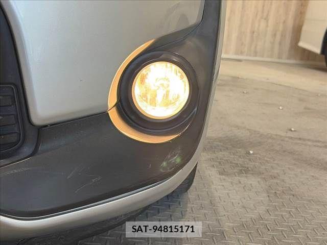 Toyota SIENTA 2016-06 8486082-13