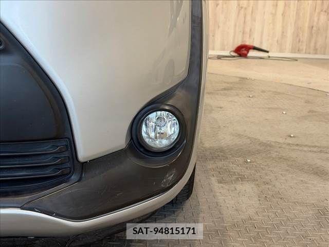 Toyota SIENTA 2016-06 8486082-24