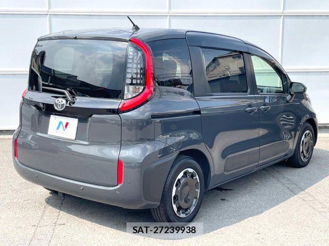Toyota SIENTA 2023-12 8486076-11