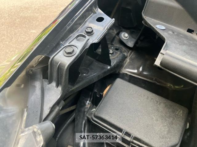 Toyota SIENTA 2018-03 8527358-12