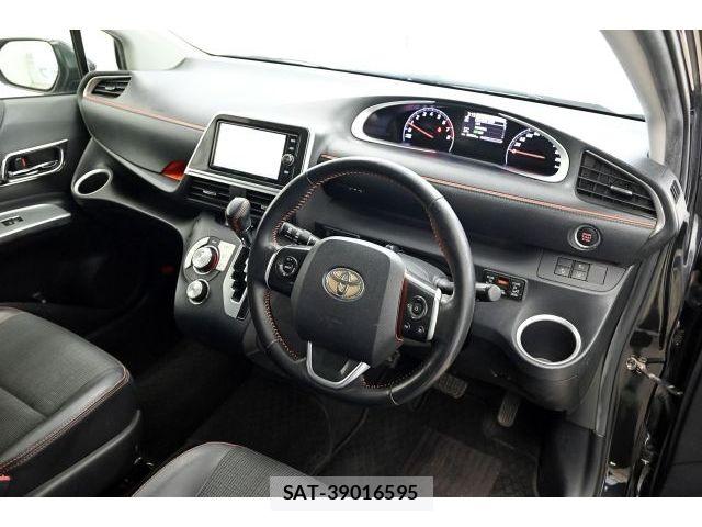 Toyota SIENTA 2018-03 8527351-1