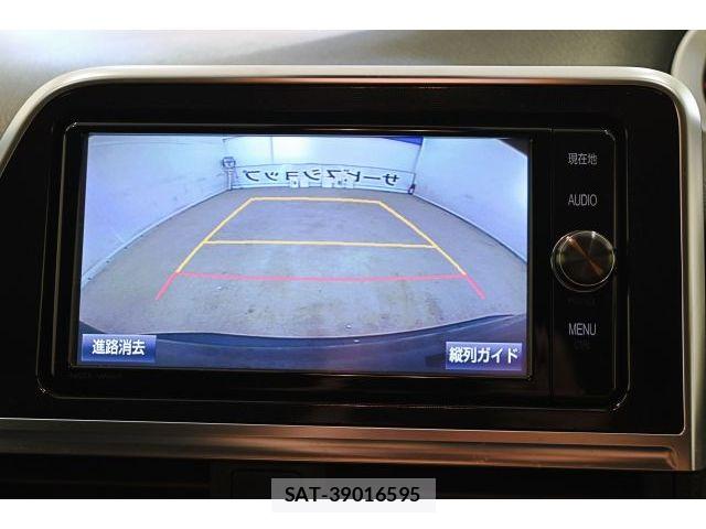 Toyota SIENTA 2018-03 8527351-21