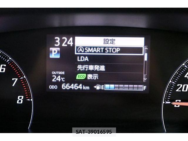 Toyota SIENTA 2018-03 8527351-26