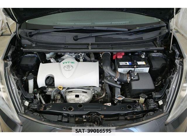 Toyota SIENTA 2018-03 8527351-27
