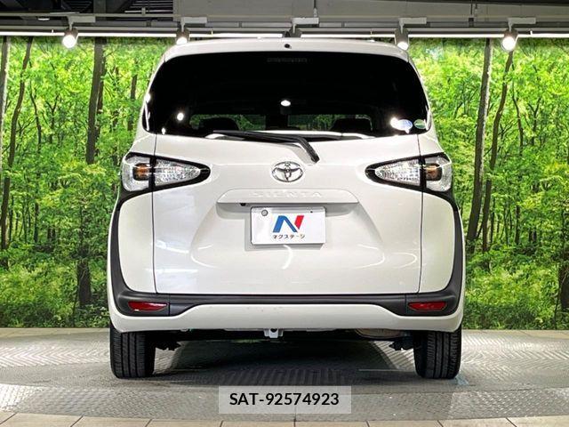 Toyota SIENTA 2016-06 8527342-14