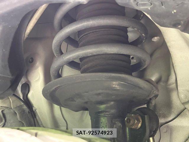 Toyota SIENTA 2016-06 8527342-19