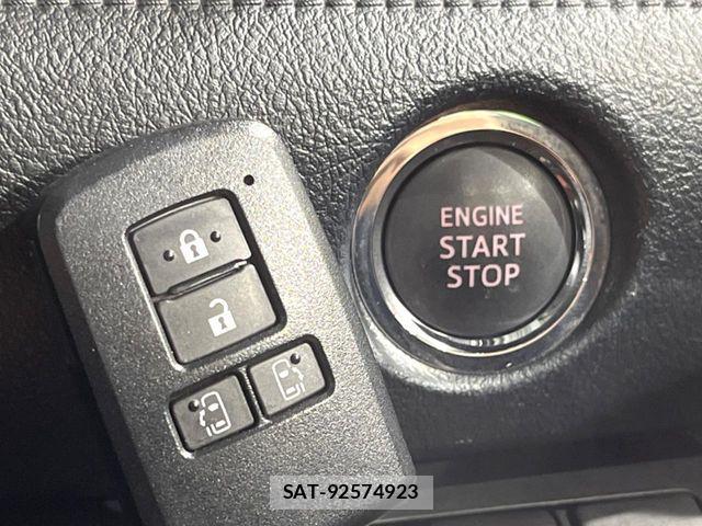 Toyota SIENTA 2016-06 8527342-5