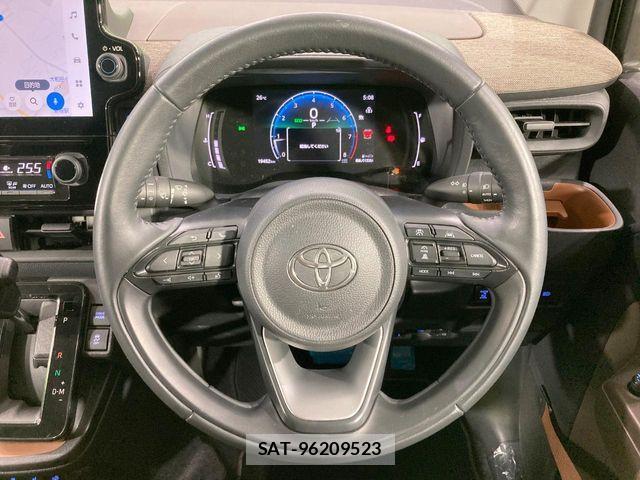Toyota SIENTA 2022-12 8527333-11