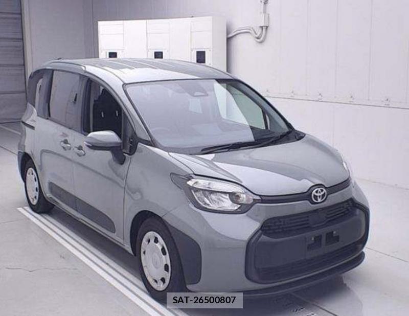 Toyota SIENTA 2024-12 8530399-0