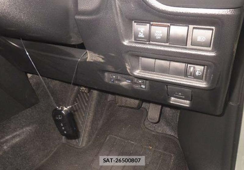 Toyota SIENTA 2024-12 8530399-5