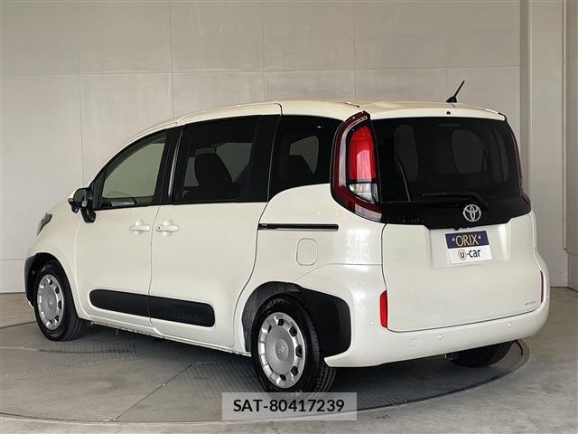 Toyota SIENTA 2024-06 8527336-8