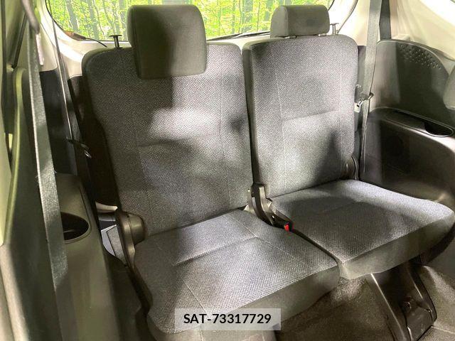 Toyota SIENTA 2015-07 8527352-9