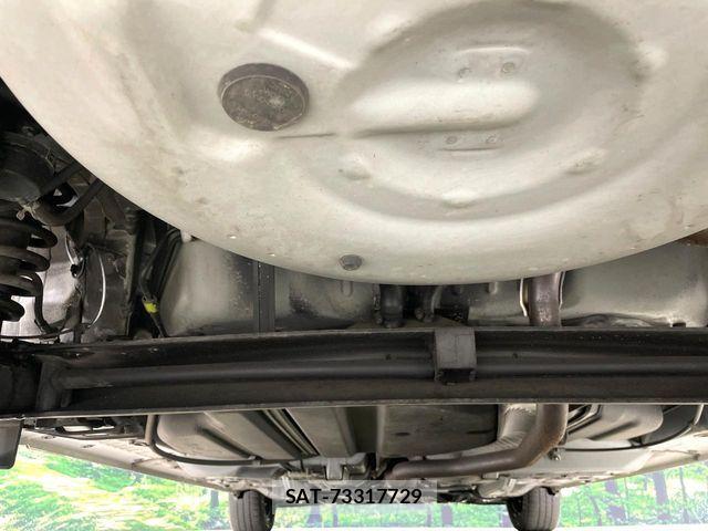 Toyota SIENTA 2015-07 8527352-18