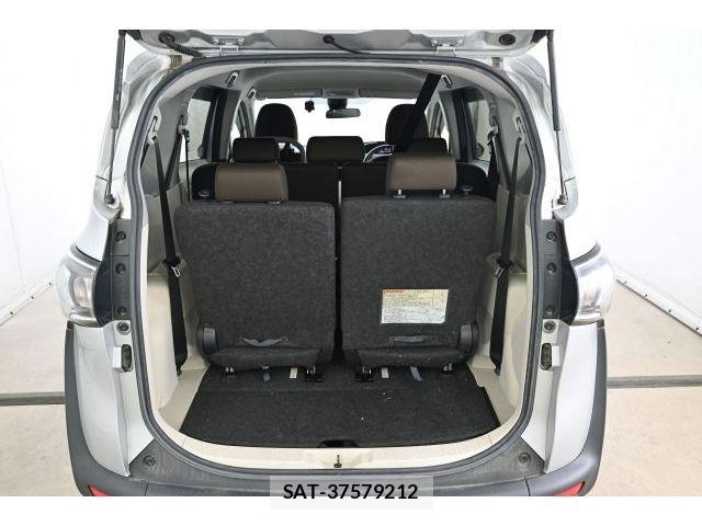 Toyota SIENTA 2021-06 8527337-13
