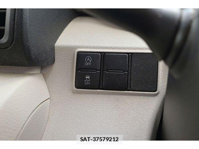 Toyota SIENTA 2021-06 8527337-19