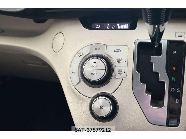 Toyota SIENTA 2021-06 8527337-22