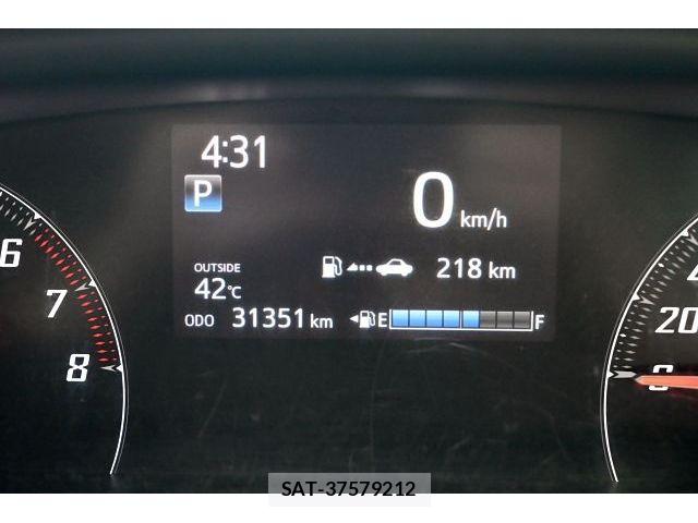 Toyota SIENTA 2021-06 8527337-26