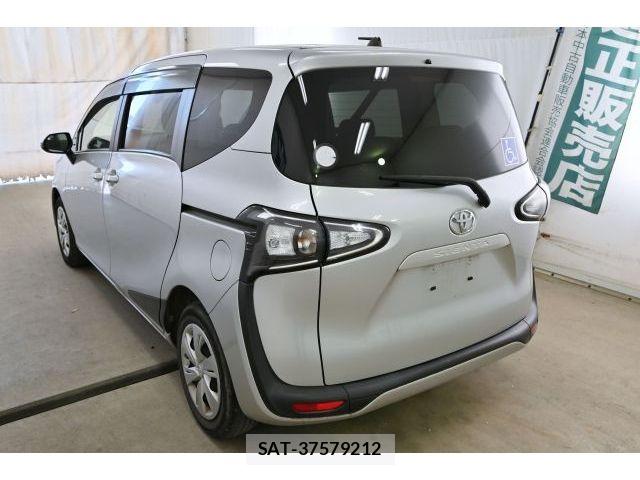 Toyota SIENTA 2021-06 8527337-2