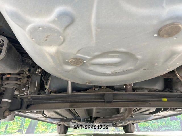 Toyota SIENTA 2015-09 8527357-18