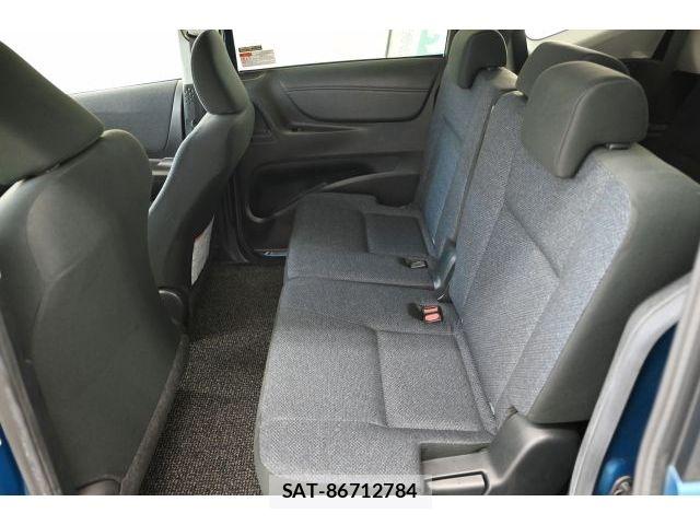 Toyota SIENTA 2017-10 8527361-13