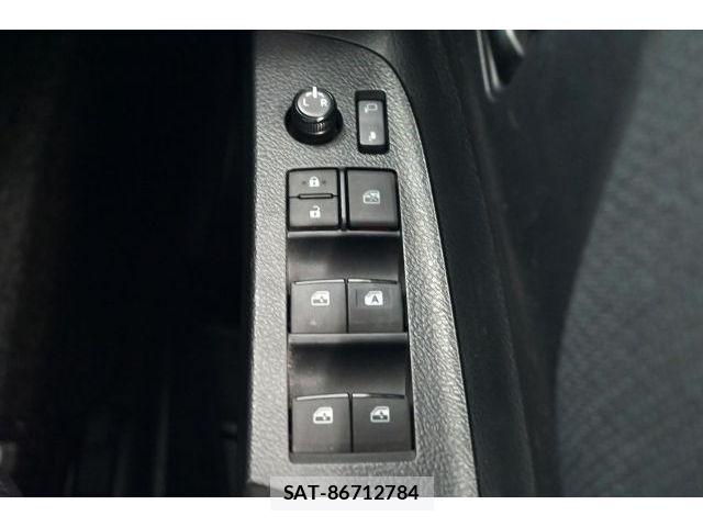 Toyota SIENTA 2017-10 8527361-17