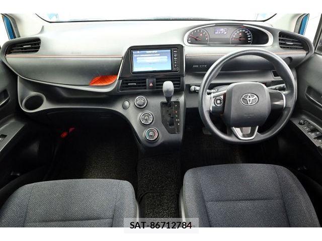Toyota SIENTA 2017-10 8527361-1